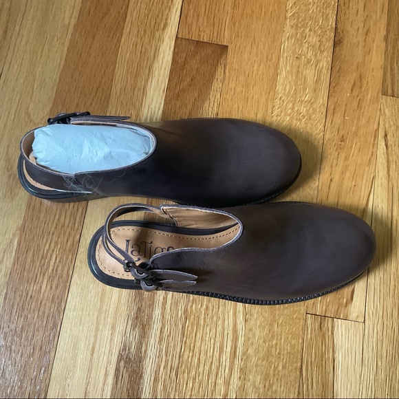 🤎🤎 Espresso Leather Double Strap Shootie 🤎🤎 - Picture 8 of 10